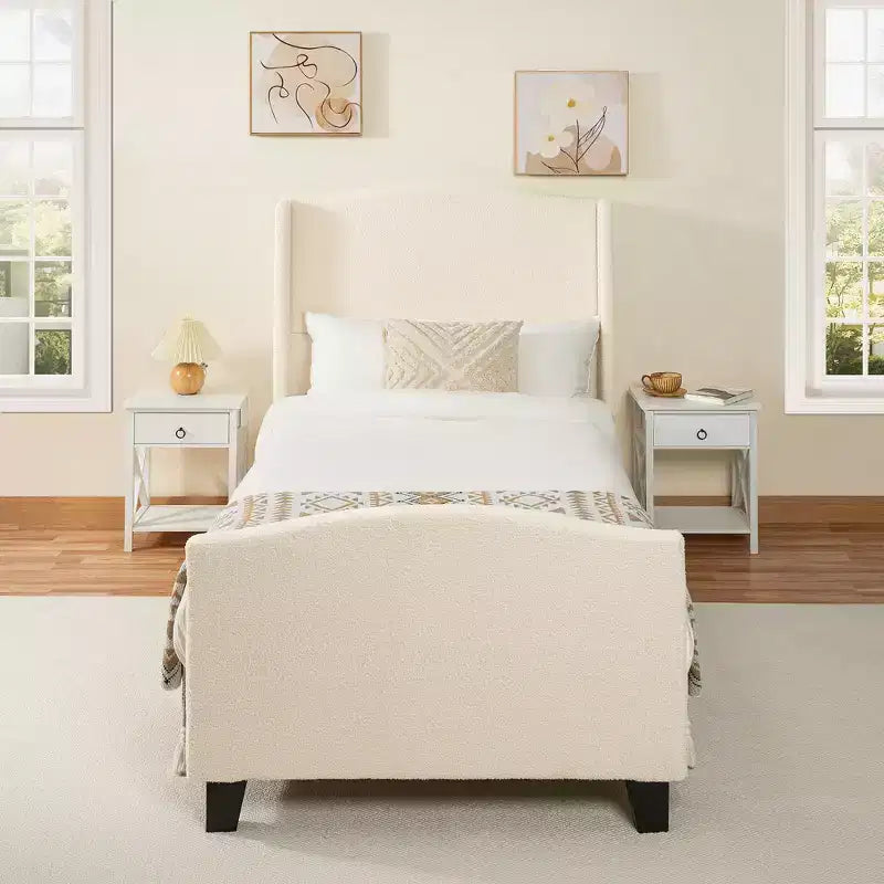 Cadre de lit plateforme toutes tailles avec tête de lit capitonnée en tissu Teddy, aucun sommier tapissier requis