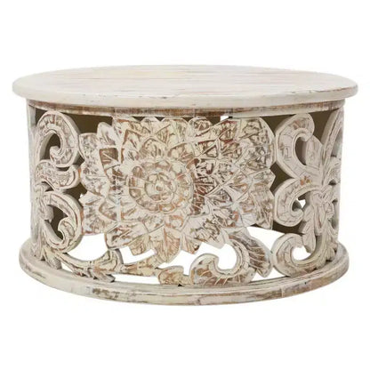 Table basse artisanale en bois de manguier de 33 pouces, finition blanche vieillie sculptée de motifs floraux