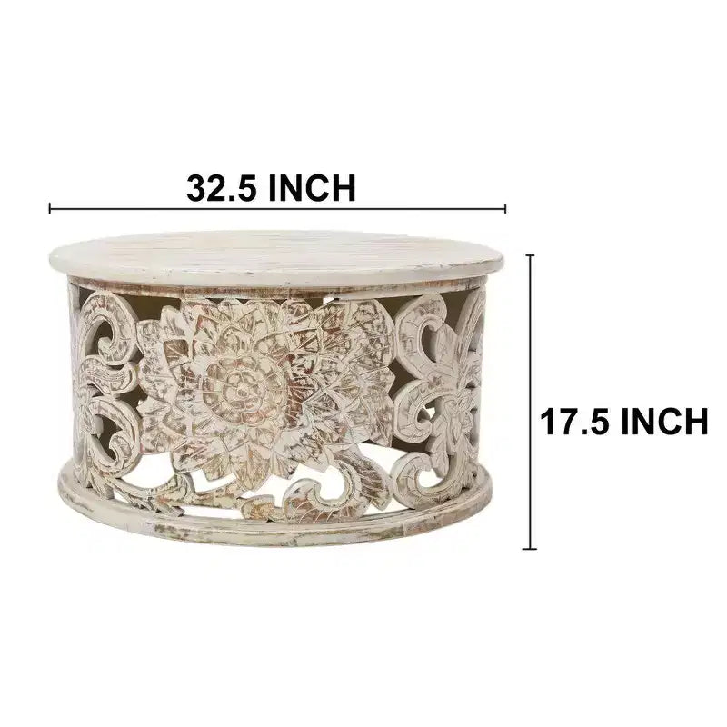 Table basse artisanale en bois de manguier de 33 pouces, finition blanche vieillie sculptée de motifs floraux