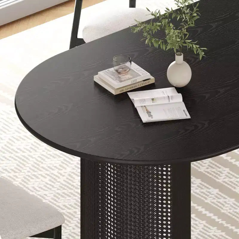 Table à manger ovale 79" pour 6-8 personnes, bord en arc et base tissée en rotin, style moderne ferme, noire