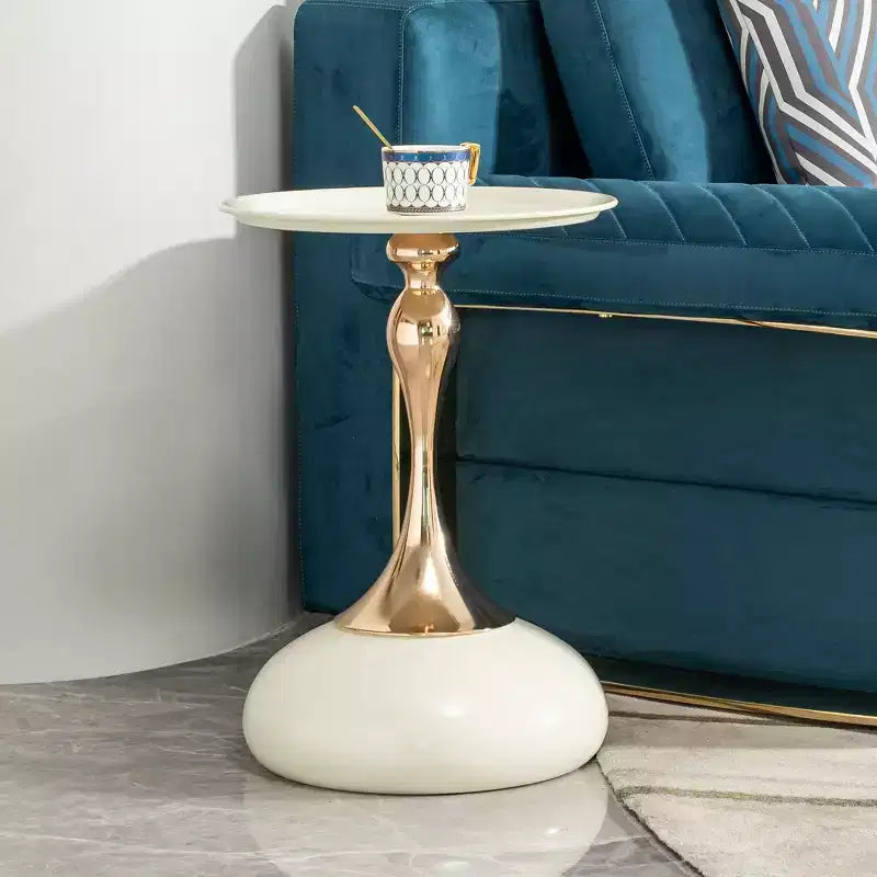 Table d'appoint ronde moderne peu encombrante avec plateau et cadre en métal, table de canapé d'appoint