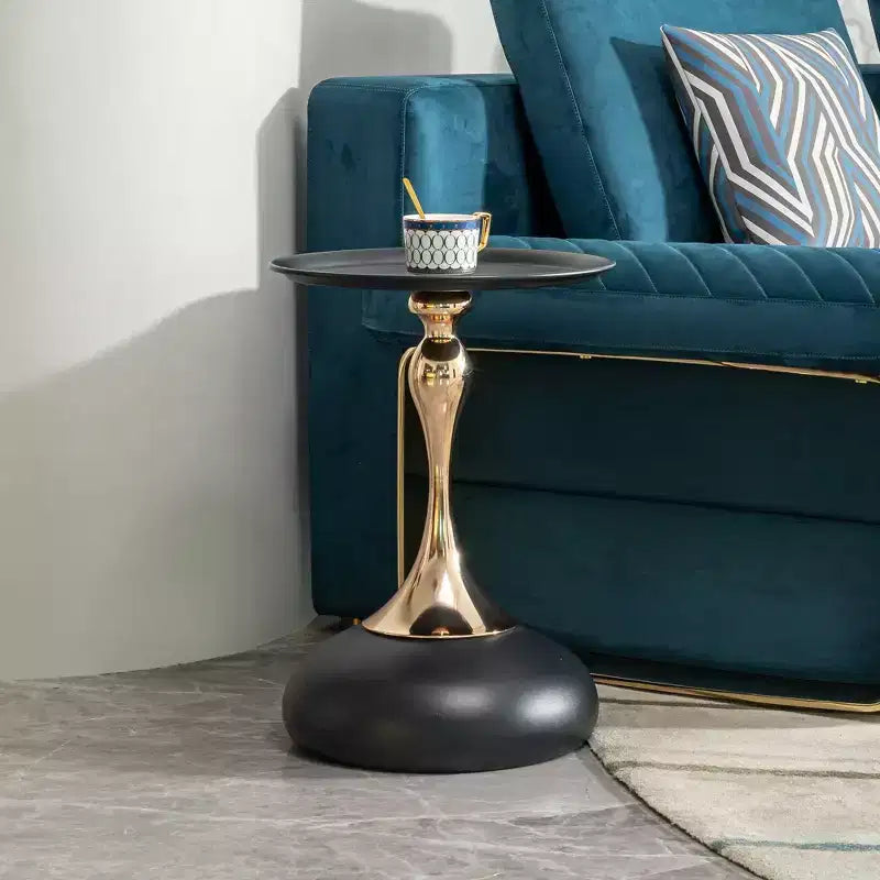 Table d'appoint ronde moderne peu encombrante avec plateau et cadre en métal, table de canapé d'appoint