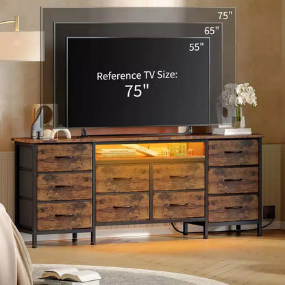 Commode de chambre 63" avec 10 tiroirs en tissu, meuble TV pour téléviseurs 65-75", commode blanche avec prise électrique et tiroirs de rangement