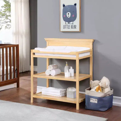 Table à langer universelle avec étagères ouvertes, finition non toxique et design transitoire pour chambre de bébé