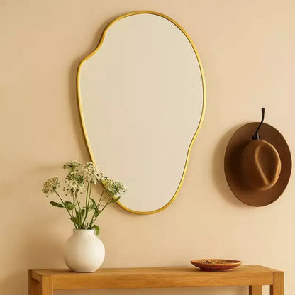 Miroir mural asymétrique 22"x34" en or brossé, cadre irrégulier en laiton, fixation murale pour salle de bain et entrée